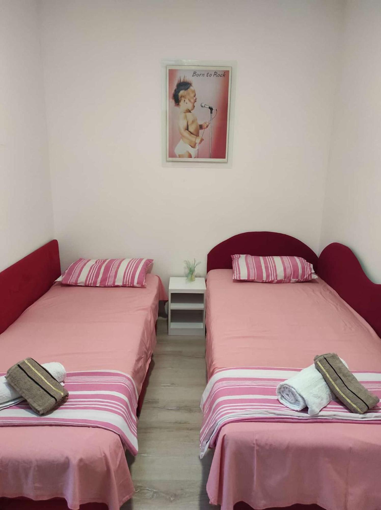 Maksim Apartments สโกเปีย ภายนอก รูปภาพ
